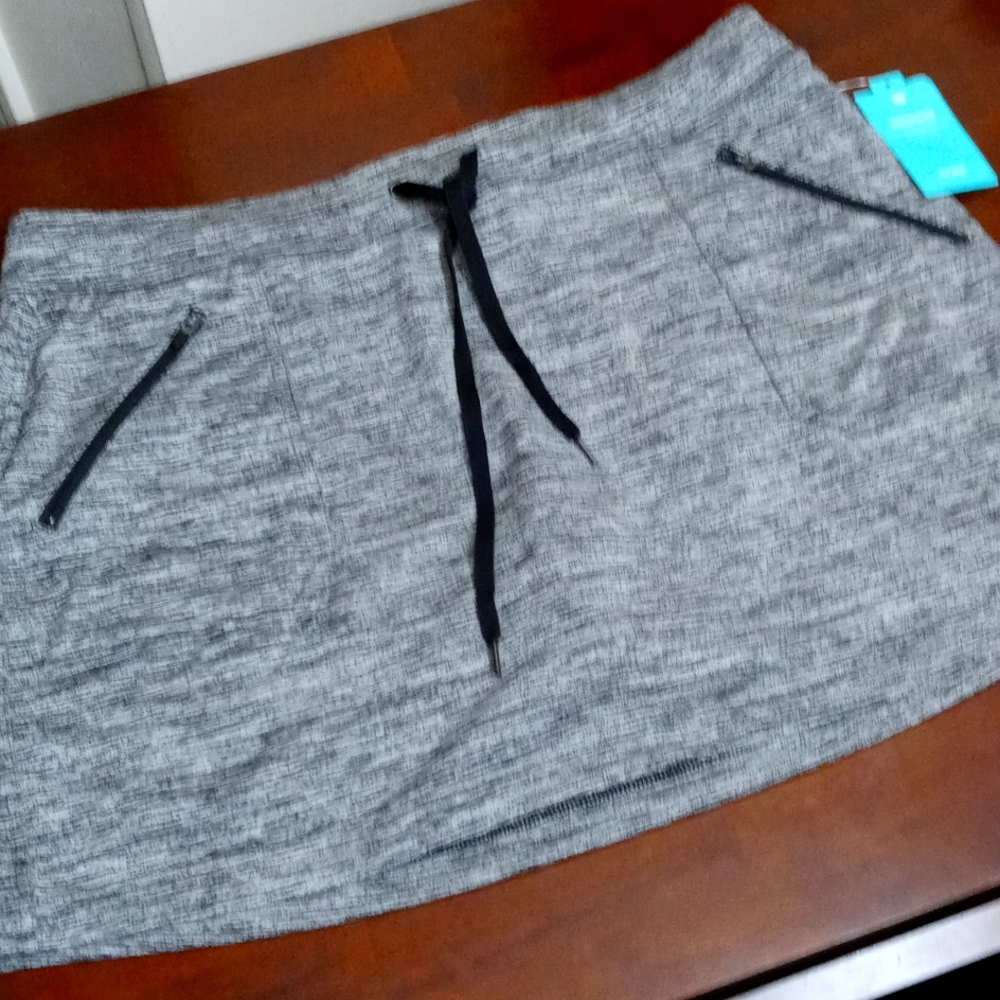 Skort